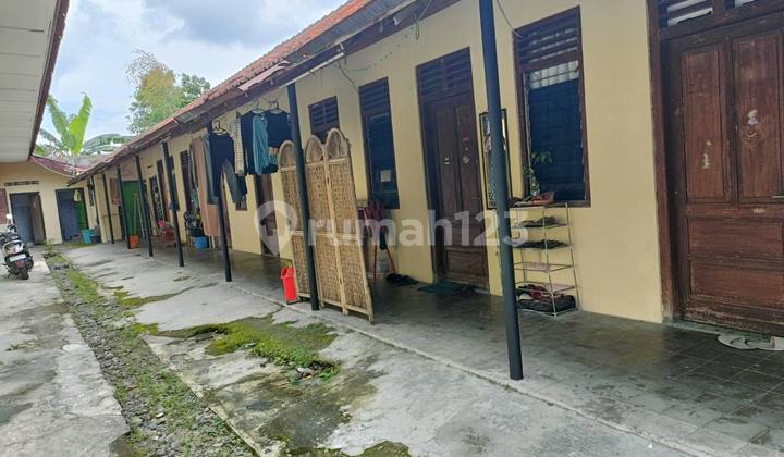 Looking for Active Female Boarding House Near Ringroad Janti Gowok Caturtunggal Depok Sleman 1