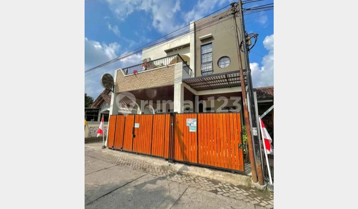 Kost Eksklusif ,Rumah Induk & Ruang Usaha Jl. Palagan Dekat UGM 