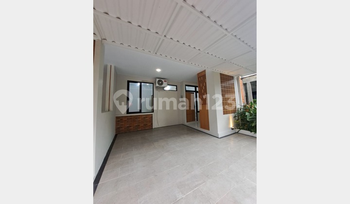 Minimalist House in Jogja City Wirobrajan Near Malioboro 2