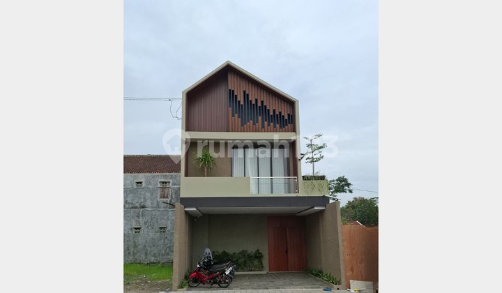 KOST EXCLUSIVE MEWAH FURNISHED DEKAT KAMPUS UII JL.KALIURANG KOST EXCLUSIVE MEWAH FURNISHED DEKAT KAMPUS UII JL.KALIURANG