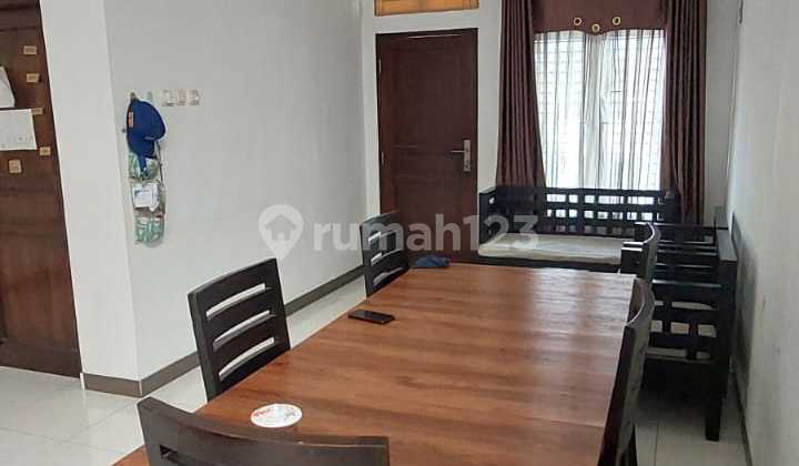 Rumah 2.5 Lantai Siap Huni Kondisi Terawat Dan Lingkungan Nyaman 2