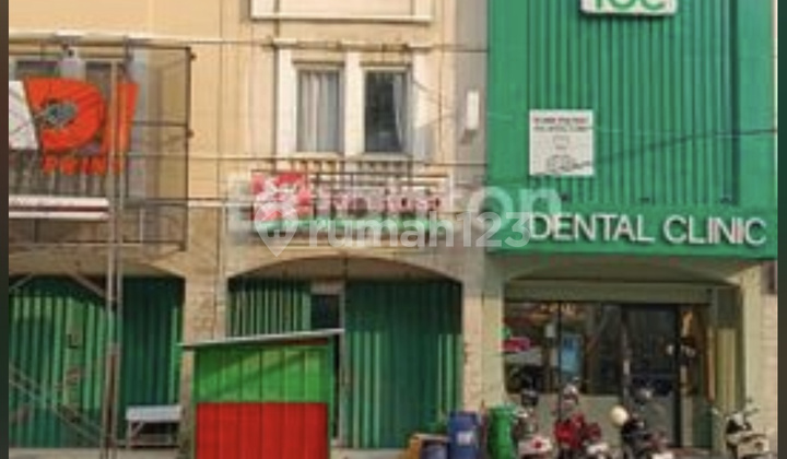 Strategic Shop House in Pekayon - Ready for Business & Investment!