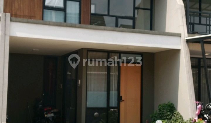 Over Credit House in Metland Transyogi 1