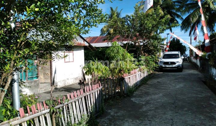 Tanah Dan Rumah Dekat Pantai Tanawangko 1