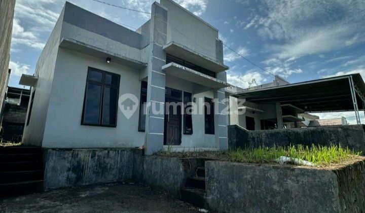 Rumah Baru Siap Huni Lokasi Aman Strategis Manado SHM di Perkamil Rumah Baru Siap Huni Lokasi Aman Strategis Manado SHM di Perkamil
