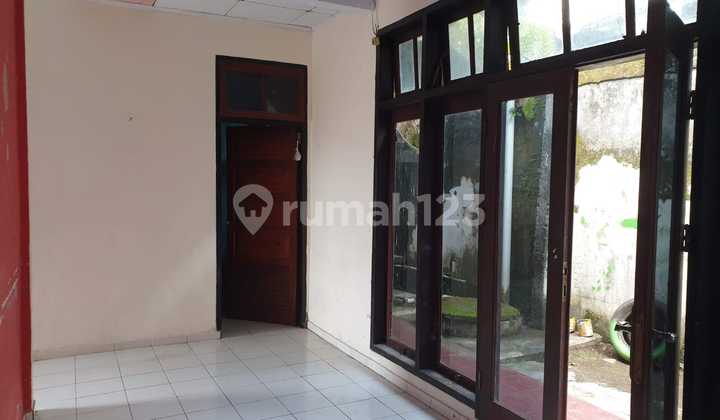 Rumah SHM di Perumahan Duta Graha Malalayang 2