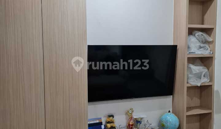 For Sale Beautiful Neat 3-Story House in Lavon 2 Daisan 2