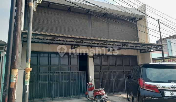 Disewakan Ruko Lokasi Strategis Siap Huni