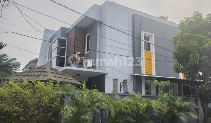 Dijual Rumah Bagus Lokasi Gading Serpong Siap Huni