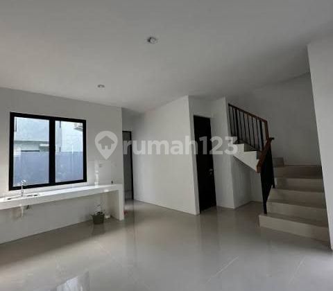 Dijual Rumah Citra Garden Puri 2 Lantai Siap Huni 2
