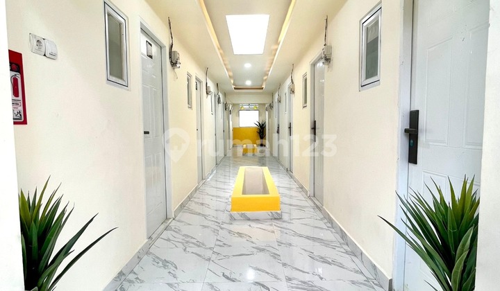 Modern Elite 2-Story Boarding House in Excellent Condition, Fully Furnished Rooms, Strategic Location in Bintaro 2