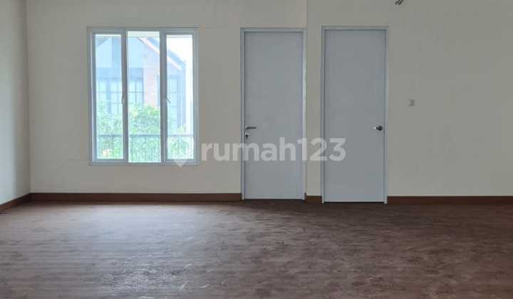 Dijual Rumah Baru Lokasi Puri Indah 3 Lantai 2