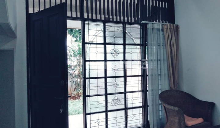 Rumah Terawat di Kedoya