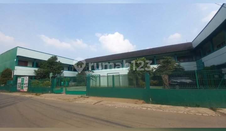 Eks Sekolah, Cocok untuk Diteruskan Menjadi Sekolah/ Pesantren, atau Lainnya