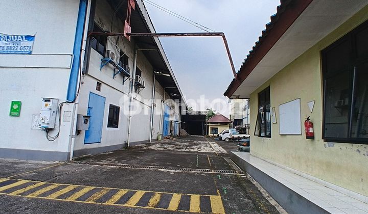 Factory/Warehouse Ex.Panel