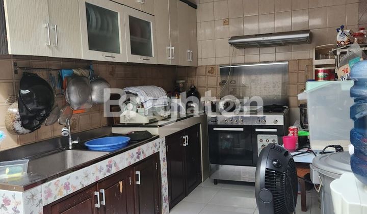 Rumah Dipinggir Jalan Jelambar Jarang Ada 2