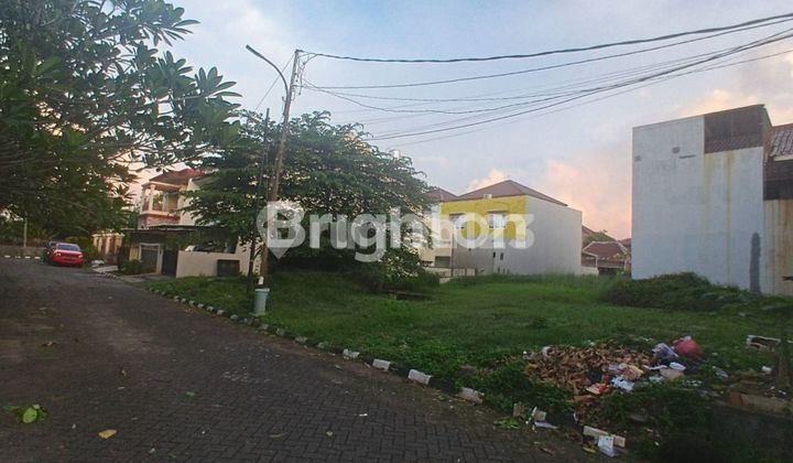 Empty Land in Metro Permata 2