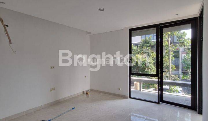 Rumah 2 Lantai Minimalis  1