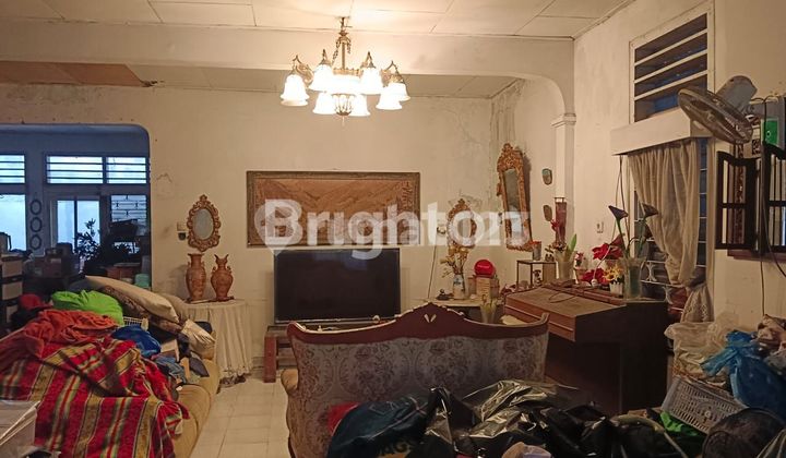 RUMAH TUA LAYAK HUNI KEBAYORAN LAMA 2