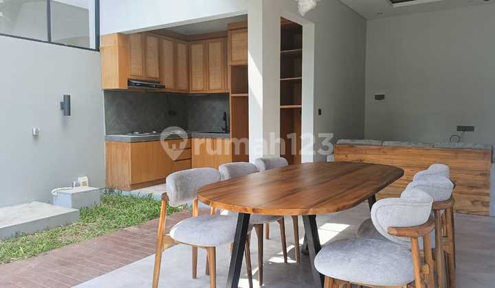 FOR RENT VILLA NEW 3 BR FURNISHED BEST LOCATION JIMBARAN DEKAT UNUD