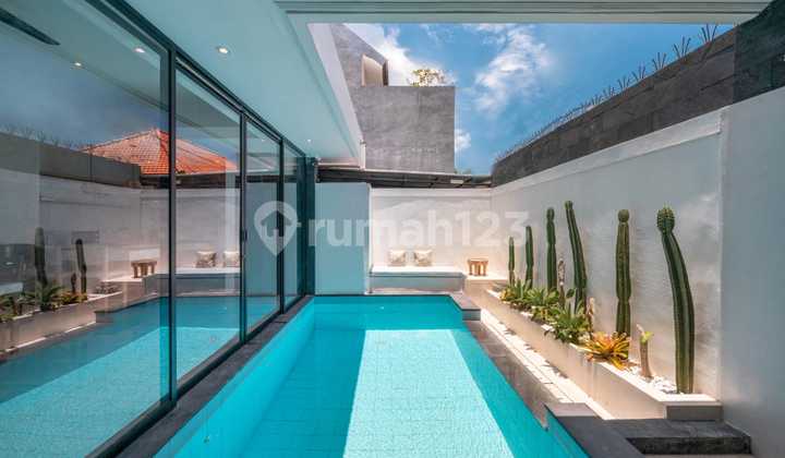 For Rent Villa Good Location Just Distance To The Shops. Cafe Brawa