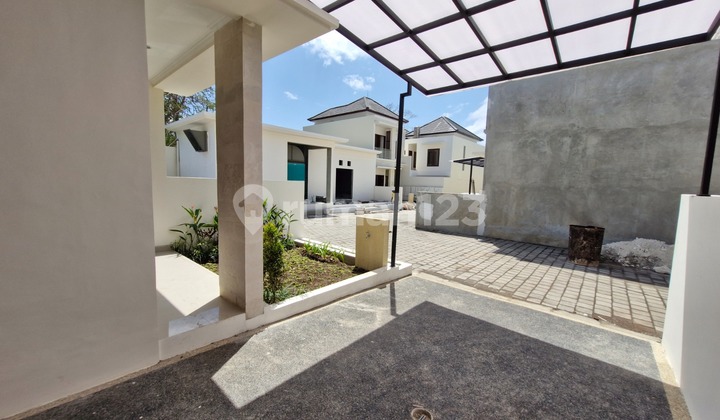 FOR RENT HUNIAN NYAMAN 3 BR ONE GATE SYSTEM LOKASI JIMBARAN BAWAH FOR RENT HUNIAN NYAMAN 3 BR ONE GATE SYSTEM LOKASI JIMBARAN BAWAH