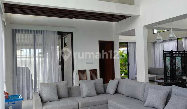 VILLA READY UNIT FULLY FURNIHSED MEMILIKI VIEW BAGUS DI JLN UTAMA KUWUH CANGGU