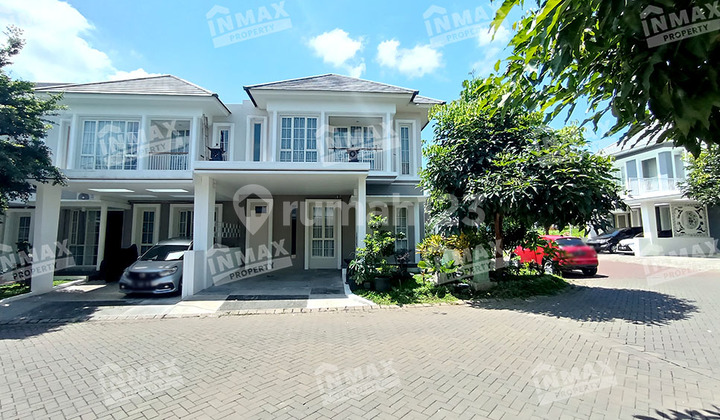 Rumah Bergaya Minimalis Modern di Malang Rumah Bergaya Minimalis Modern di Malang