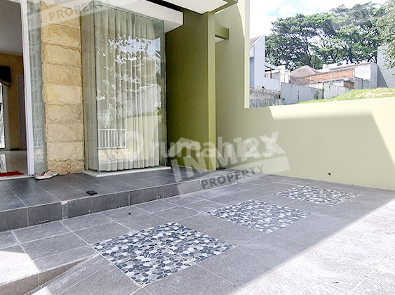 Rumah Minimalis di Riverside Malang 2