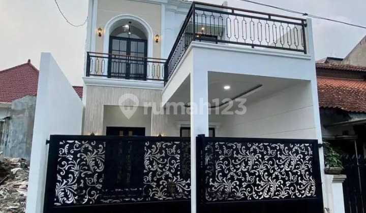 Rumah Minimalis 2 Lantai Dipondok Blimbing Indah Malang