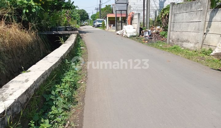 Ready to Build Plot with Free SHM Certificate, 9 Minutes from Cilebut Station. Ready to Build Plot with Free SHM Certificate, 9 Minutes from Cilebut Station.