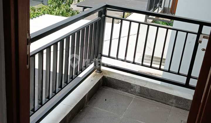 For Sale New 2-Story Building House In Cherryfield 2