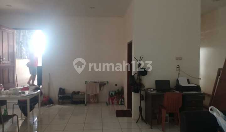 Disewa Rumah 2 Lantai Di Komplek Tki 2