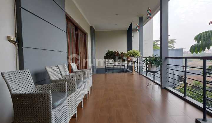 Dijual Rumah Semi Furnish di Kota Baru Parahyangan