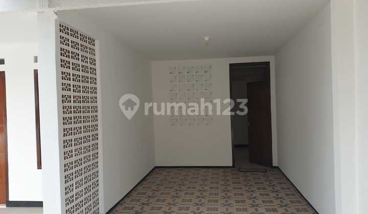 For Sale 2-Story New Building in Twin 2