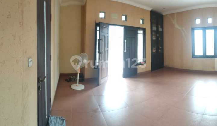 Dijual Rumah 2 Lantai Di Buahbatu Regency