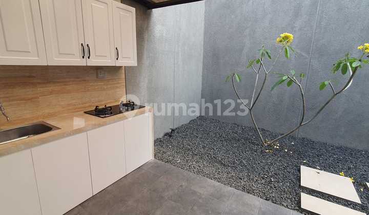 Rumah di Kota Baru Parahyangan Dekat Woosh dan Kampus 2