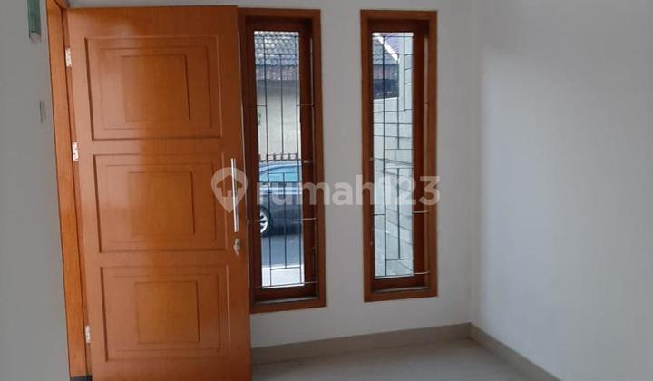 For Sale New 2-Story Building House in Cijagra Buahbatu 2