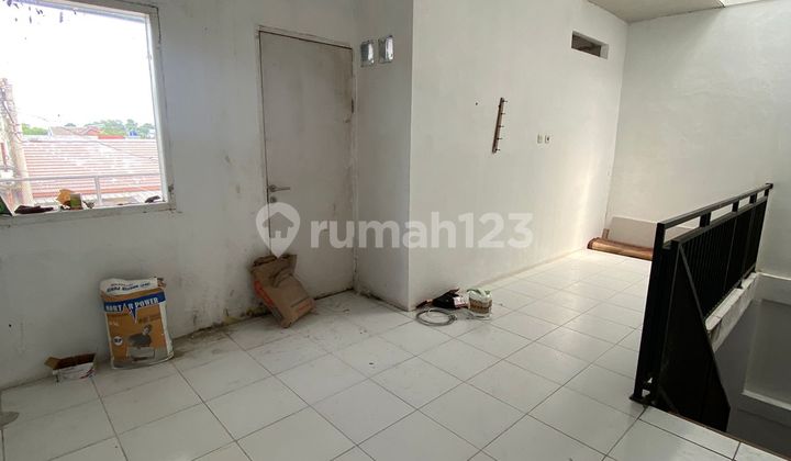 Disewa Rumah 2 Lantai di Cimanggis Depok Full Furnish Siap Huni