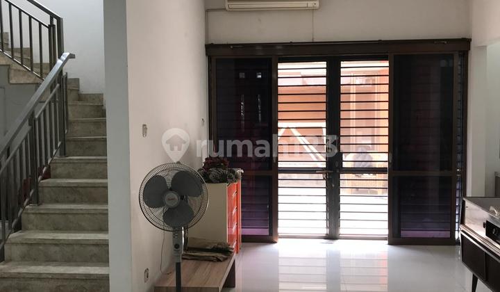 For Sale: 2-Story Semi-Furnished House in Buahbatu