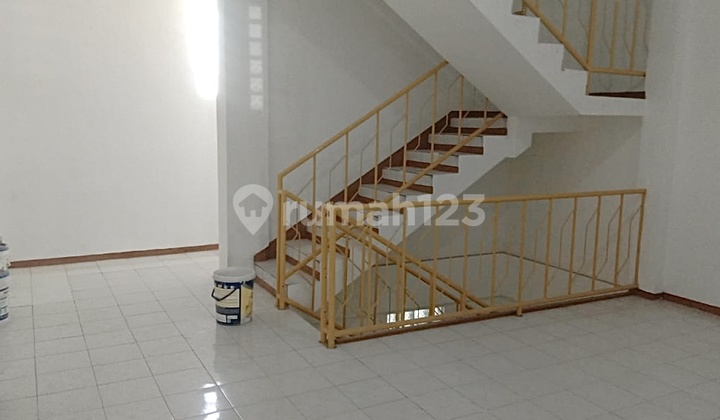 Dijual / Disewakan Ruko Siap Pakai Jalan Raya Kupang