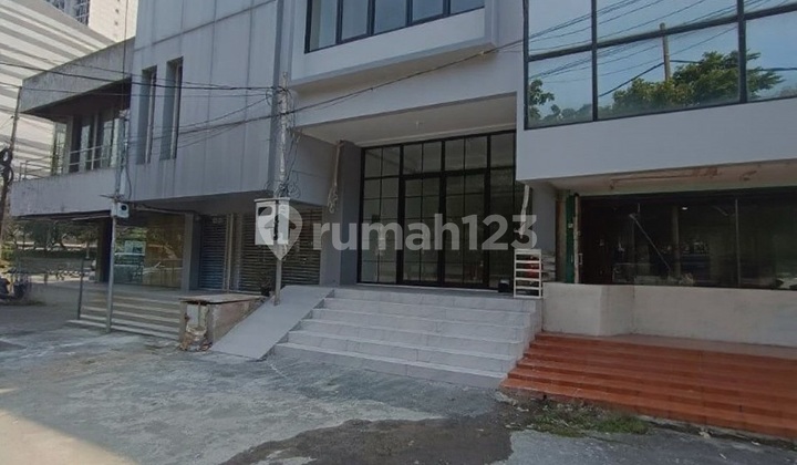 For Rent Zero Shop House on Mayjend Sungkono Road, Darmo Park 2 Shop House For Rent Zero Shop House on Mayjend Sungkono Road, Darmo Park 2 Shop House