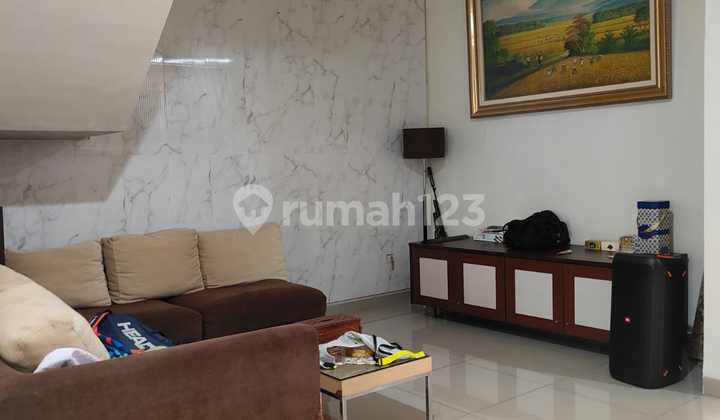 Rumah Siap Huni Di Perumahan Asri Legenda Wisata Cibubur 2