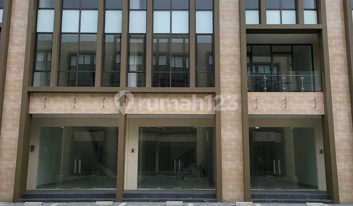 For Sale Fast 3-Story Shop House in Ice Business Park, BSD City, Tangerang For Sale Fast 3-Story Shop House in Ice Business Park, BSD City, Tangerang