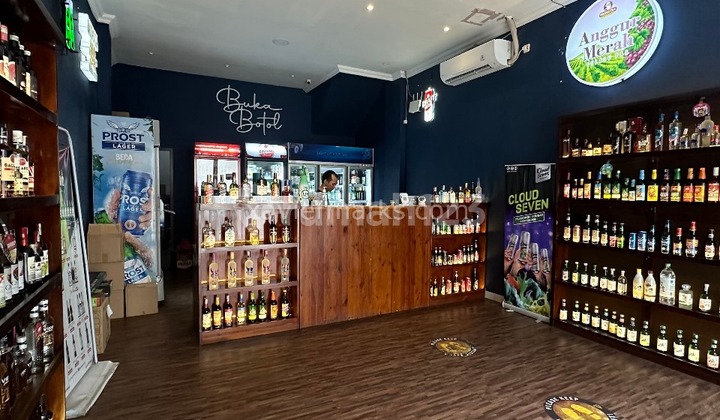 4-Story Shop House Facing the Street in Greenlake City, Cipondoh, Tangerang 4-Story Shop House Facing the Street in Greenlake City, Cipondoh, Tangerang