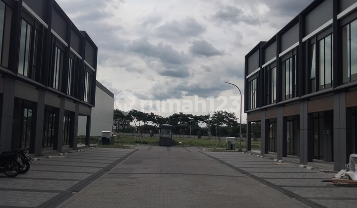 Ruko Tersedia Gandeng 2 Hampton Avenue Gading Serpong Tangerang Ruko Tersedia Gandeng 2 Hampton Avenue Gading Serpong Tangerang