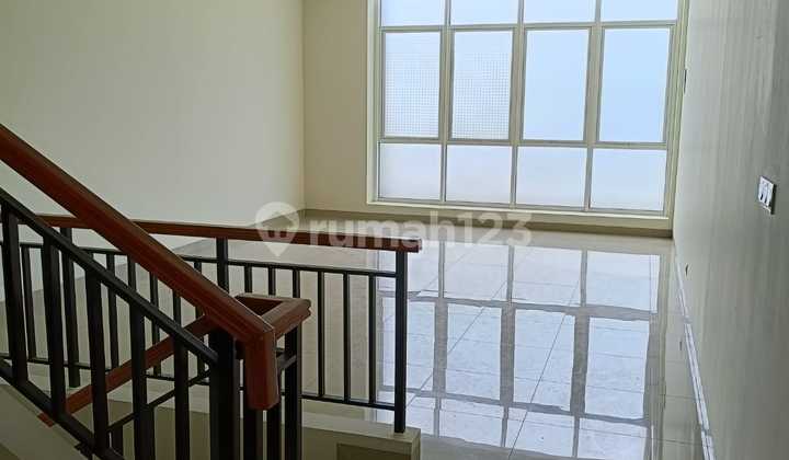 For Sale Fast 3-Story Shop House North Goldfinch Gading Serpong Tangerang 2