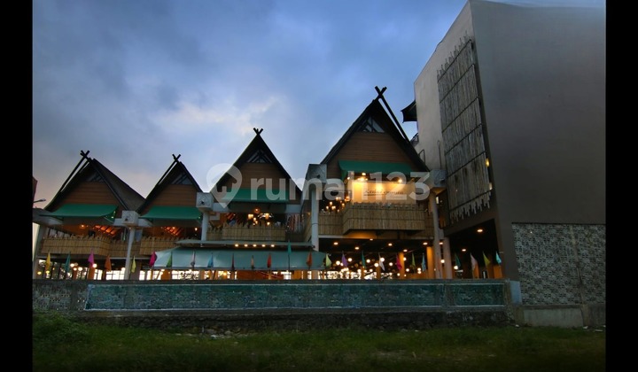 Dijual Gedung Ex Restaurant Sunda 4 Lantai Jl. Raya Puncak, Kec. Megamendung, Kel. Cipayung, Bogor Dijual Gedung Ex Restaurant Sunda 4 Lantai Jl. Raya Puncak, Kec. Megamendung, Kel. Cipayung, Bogor