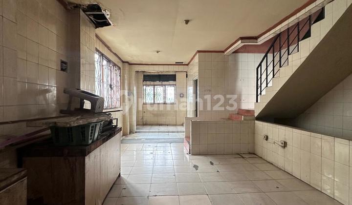 Dijual Ruko 3,5 Lantai di Jalan Serpong Raya Tangerang