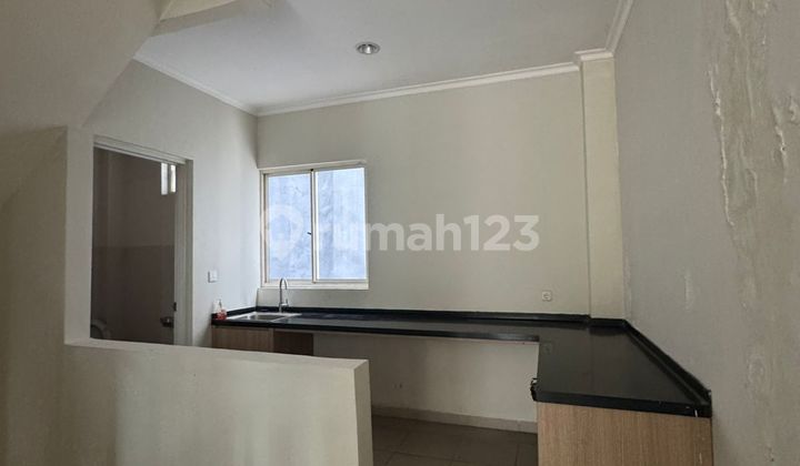 Ruko Hook Prominence Alam Sutera 3 Floors Near UBM University Ruko Hook Prominence Alam Sutera 3 Floors Near UBM University